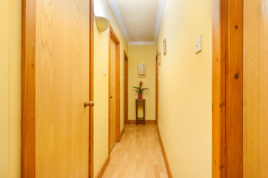 Dean Village - Lovely 2 Bed In Picturesque Dean Village With Balcony And Private Parking เอดินบะระ ภายนอก รูปภาพ